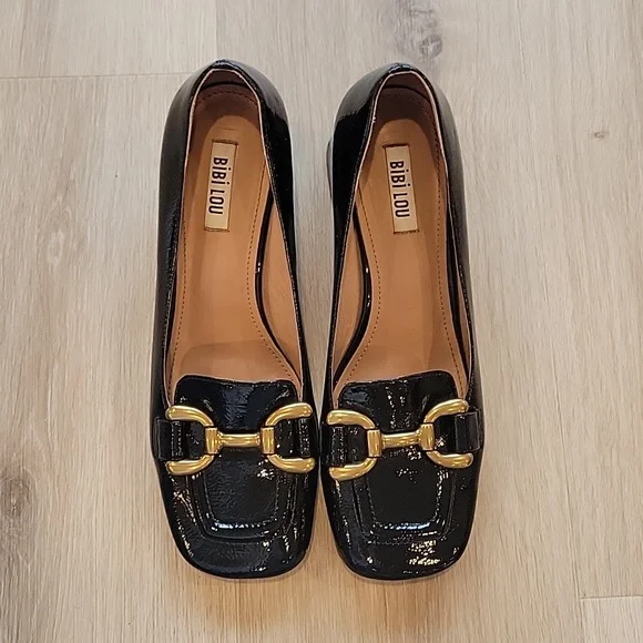 Bibi Lou Black Patent Leather Gold buckle detail Heels VGUC! Sz 8-8.5, 39 - Picture 3 of 7